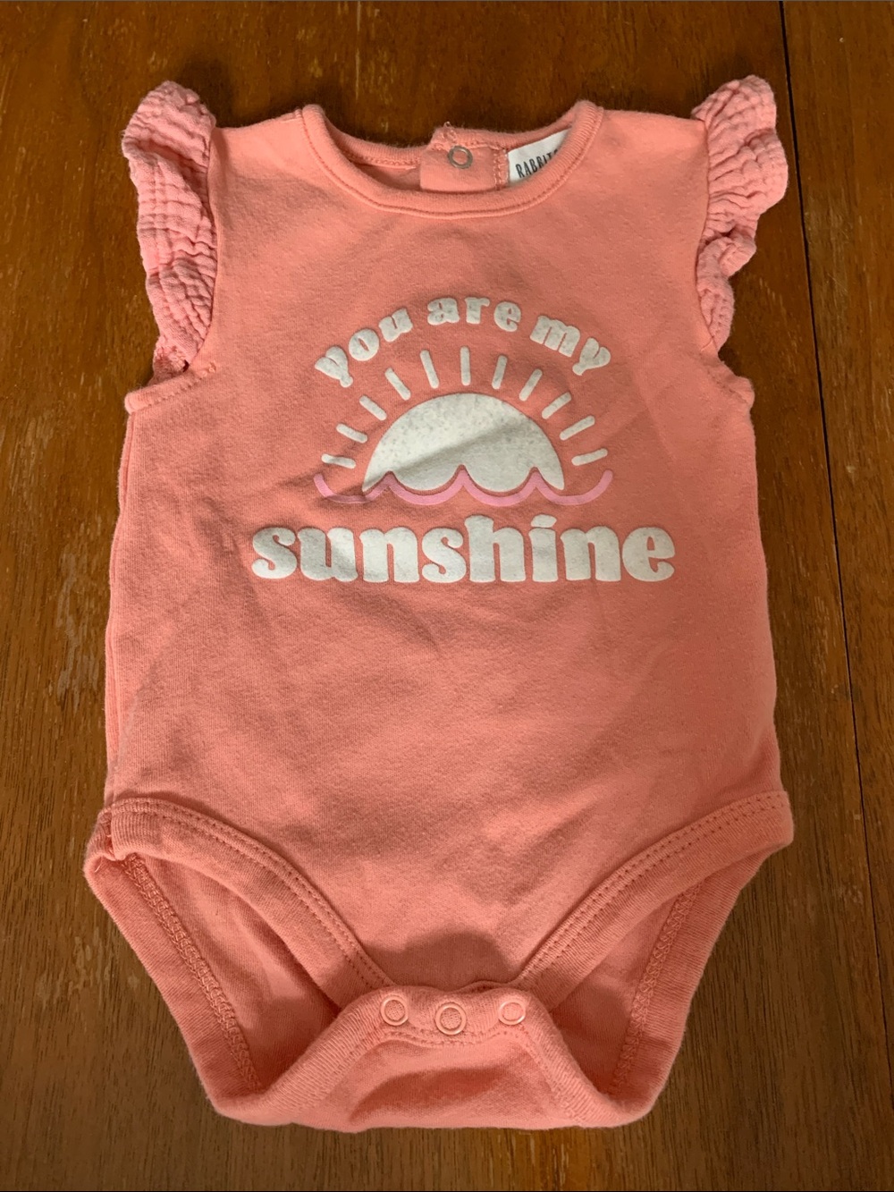 🍓3/$10 Rabbit + Bear Organic Pink Ruffle Sleeve Bodysuit size 0-3m